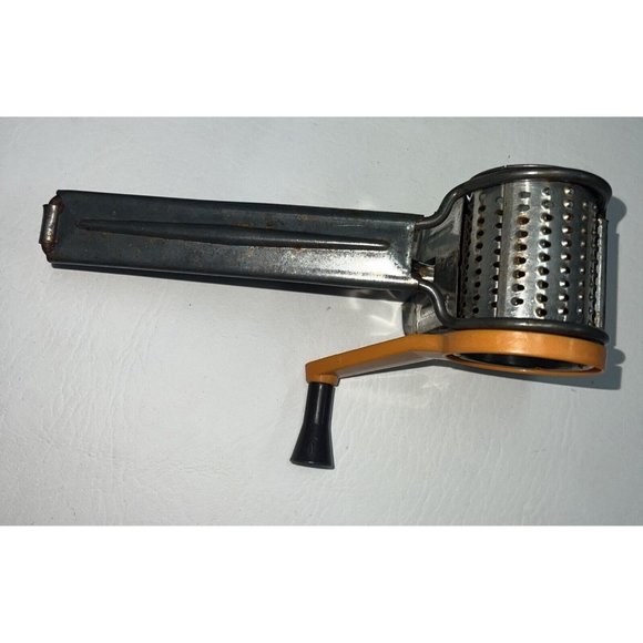 VINTAGE Mouli Grater Rotary Cheese Zester Made In USA Handheld Orange And Silver - Picture 1 of 9